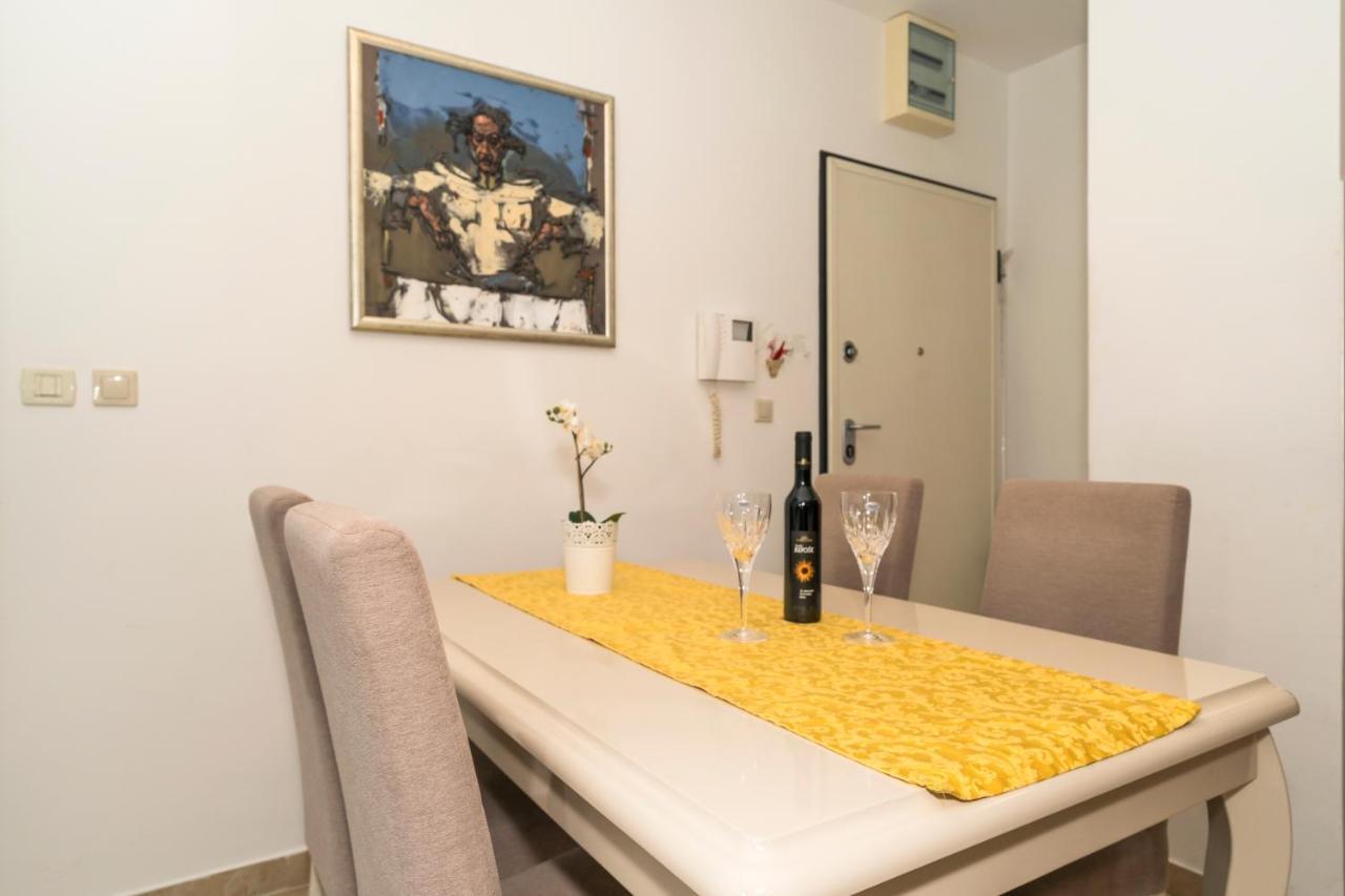 Luxury 1 Bedroom App Center&Balcony Free Parking سبليت المظهر الخارجي الصورة